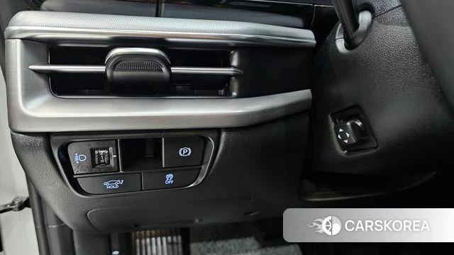 Hyundai Grandeur (GN7) id 3891086 из Кореи 9