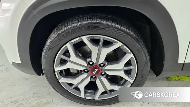 Kia Seltos id 4446423 из Кореи 9