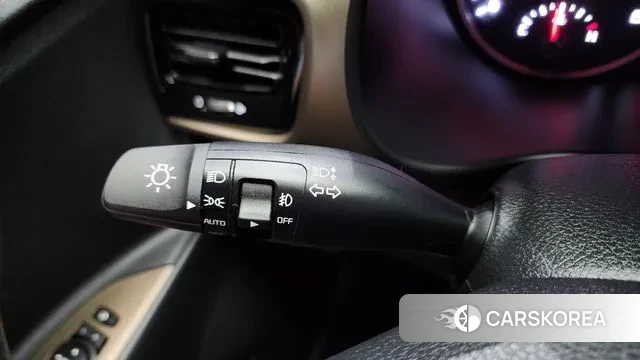 Kia Stonic id 3045679 из Кореи 9