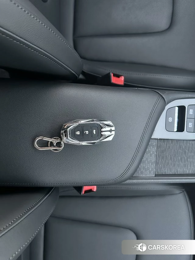 Hyundai Name picture id 4277484 из Китая 9