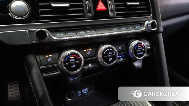 Genesis G70 id 3494736 из Кореи 9