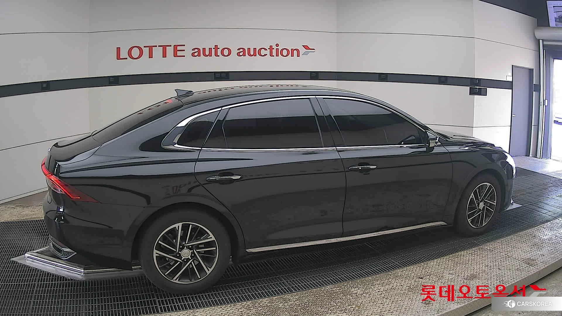 Hyundai Grandeur id 3882001 из Кореи 9