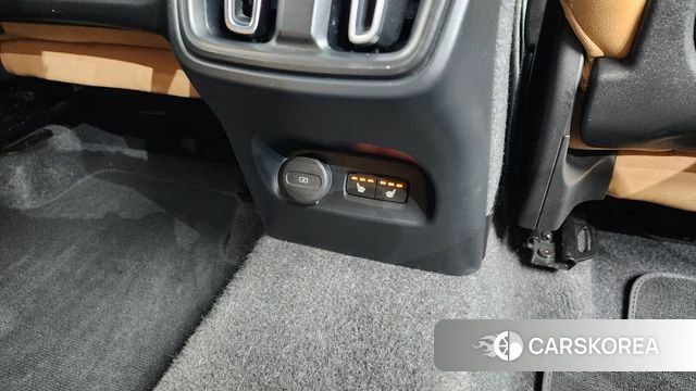 Volvo XC40 id 3884629 из Кореи 9