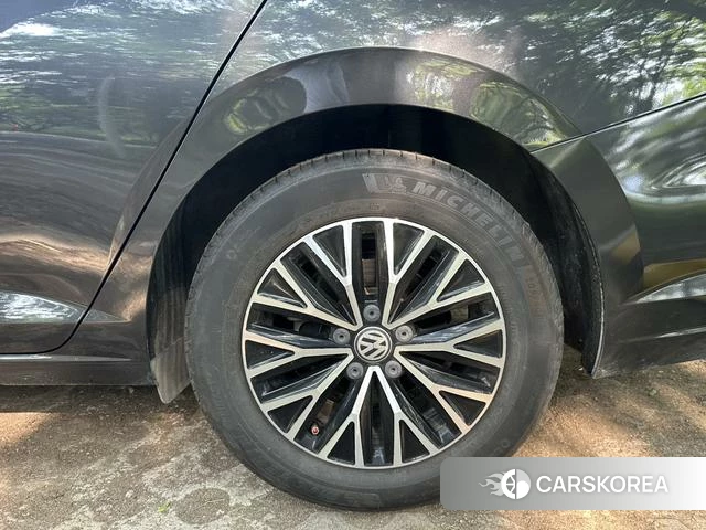 Volkswagen Sagitar id 4320753 из Китая 9