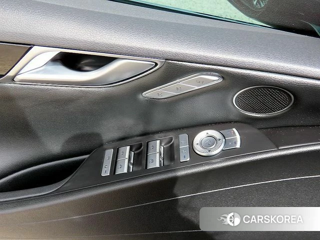 Genesis G80 (RG3) id 4202629 из Кореи 9