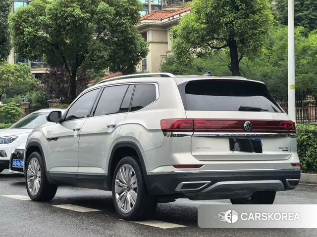 Volkswagen Tourang id 4335870 из Китая 9