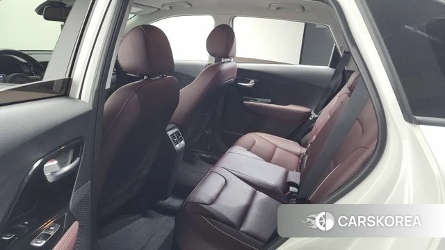 Kia The New Niro id 3916443 из Кореи 9