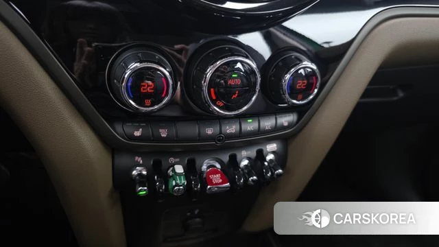 Mini Cooper SD Countryman id 4535784 из Кореи 9