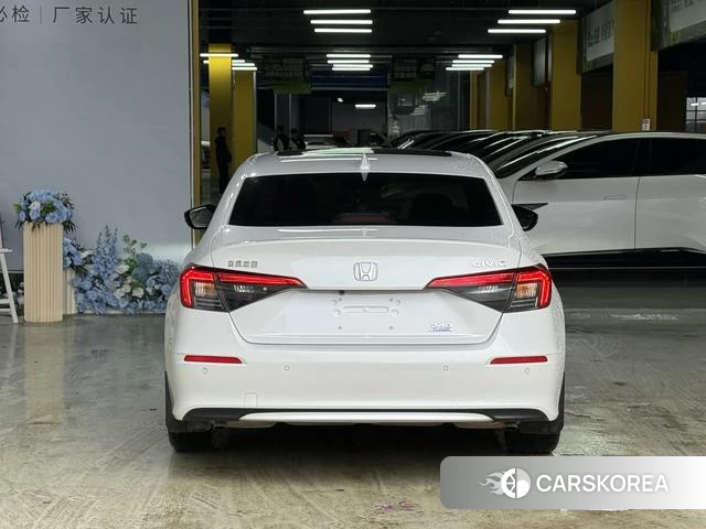 Honda Civic id 4261997 из Китая 9