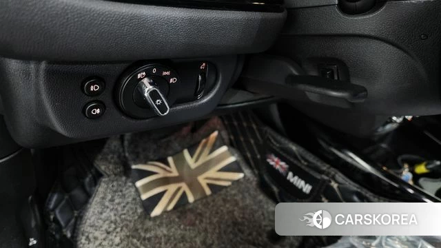 Mini Cooper Clubman id 3859449 из Кореи 9