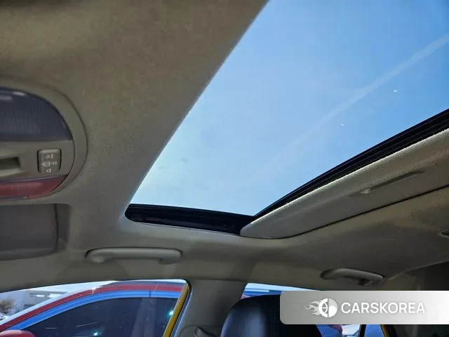 Kia Stonic id 3553038 из Кореи 9