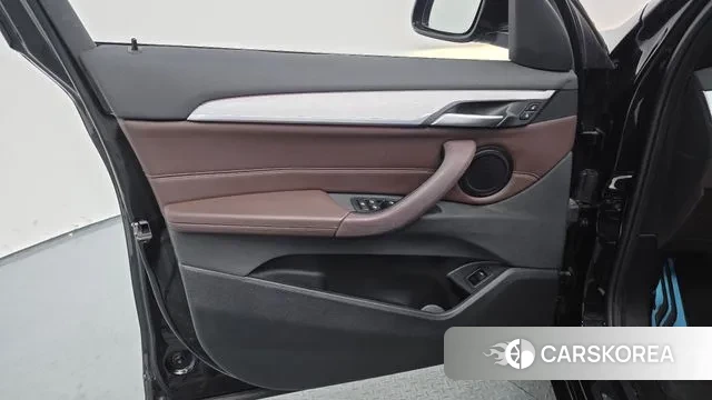 BMW X1 (F48) id 3606689 из Кореи 9