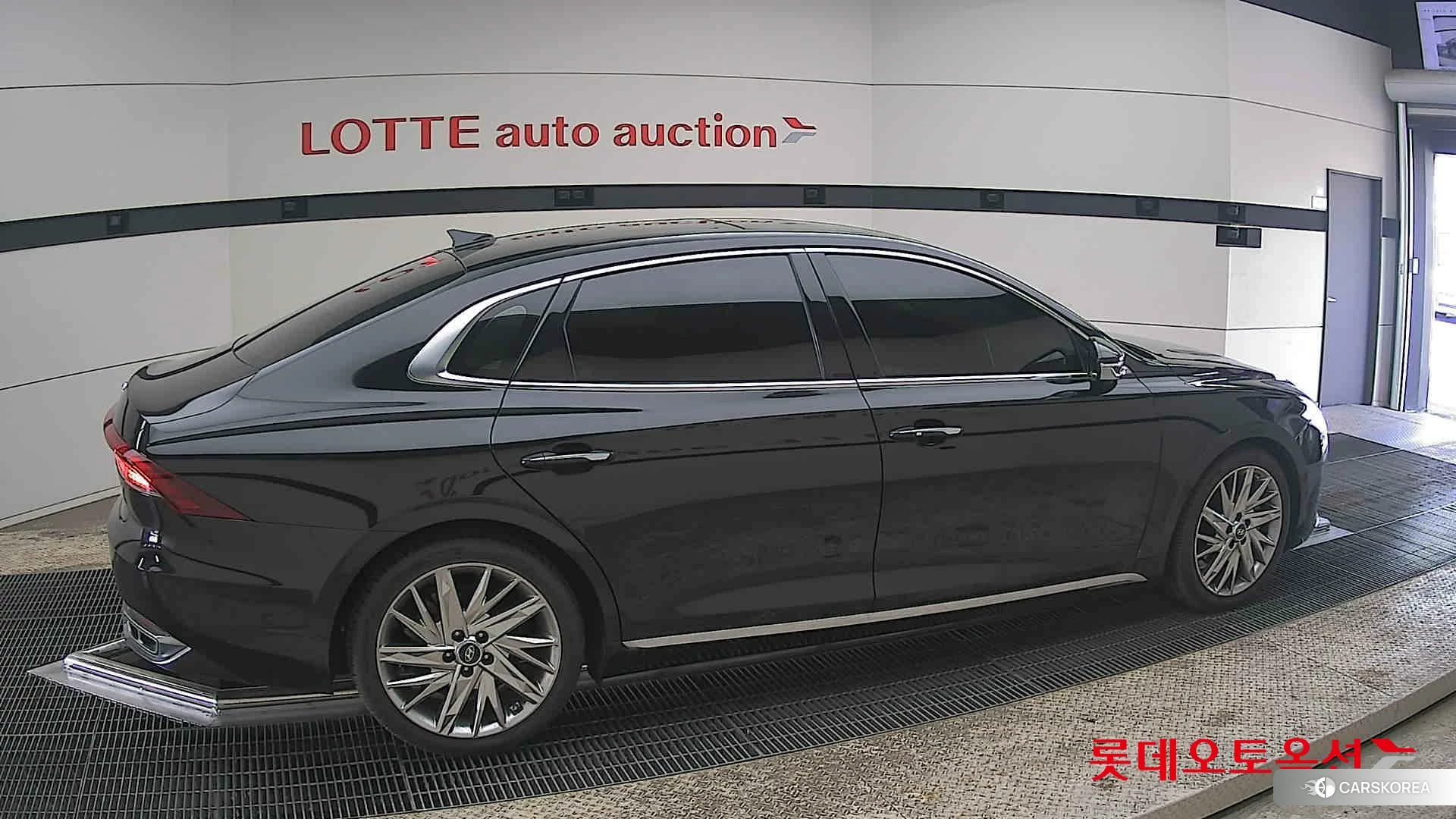 Hyundai Grandeur id 3881999 из Кореи 9