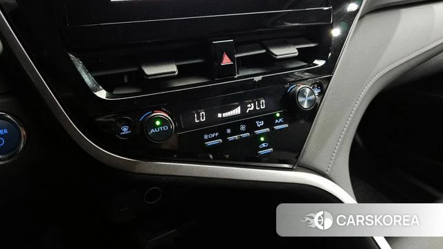 Toyota Camry (XV70) id 4302518 из Кореи 9