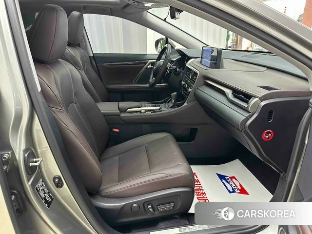 Lexus RX id 4272282 из Китая 9