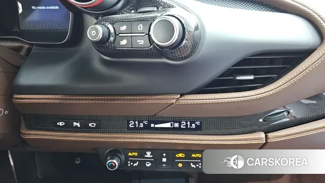 Ferrari F8 Tributo id 3017125 из Кореи 9