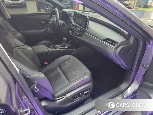 Lexus ES300h 7th generation id 3341954 из Кореи 9