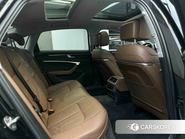 Audi A6L id 4301557 из Китая 9