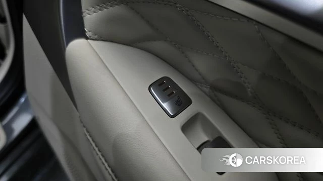 Genesis G70 id 3844877 из Кореи 9