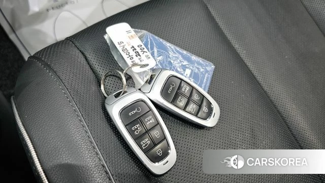 Hyundai Ionic 5 id 4707398 из Кореи 9