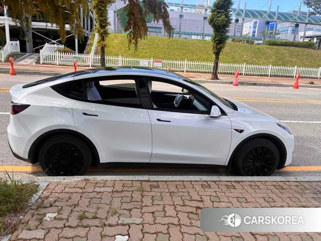 Tesla Model Y id 4768092 из Кореи 9