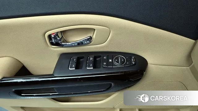 Kia The New Carnival id 3578808 из Кореи 9