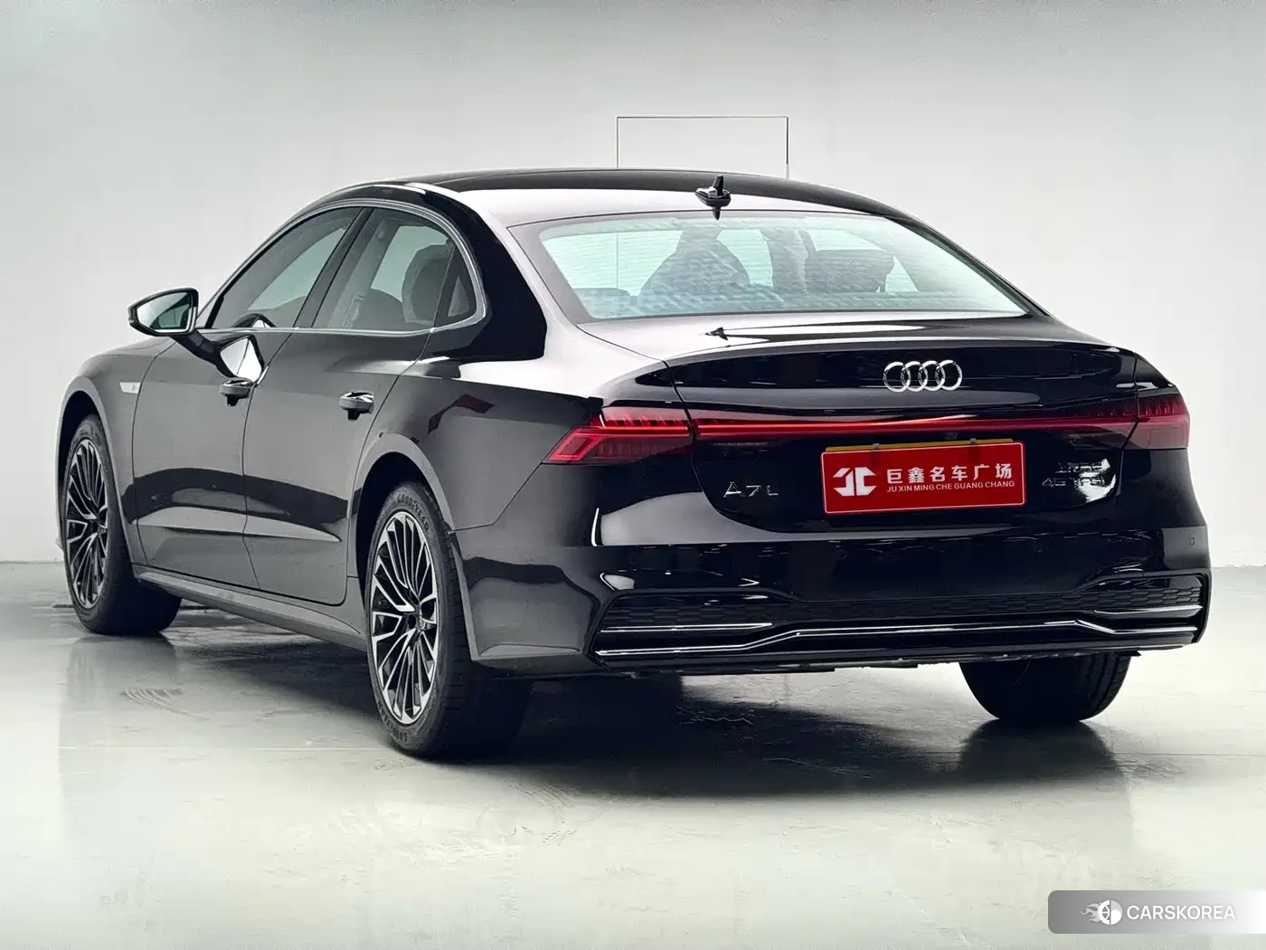 Audi A7L id 4600760 из Китая 9