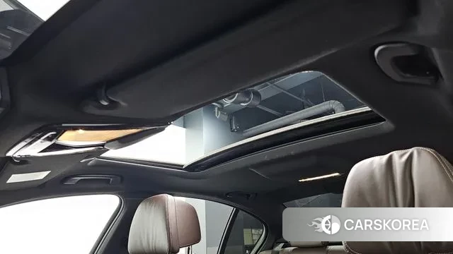 BMW 5 Series (G30) id 3044759 из Кореи 9