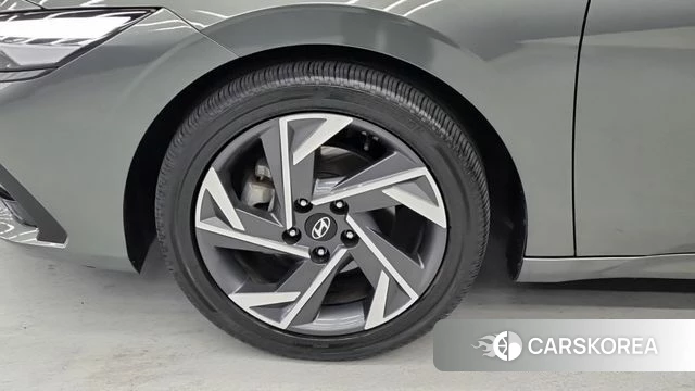 Hyundai The New Avante (CN7) id 3850540 из Кореи 9