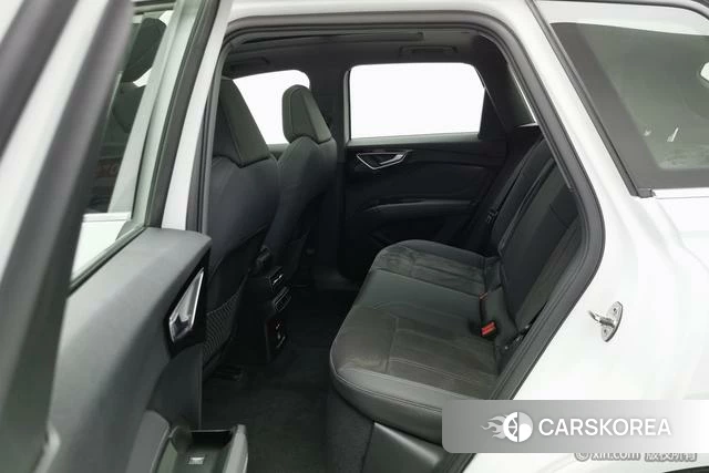 Audi Q4 e-tron id 4254353 из Китая 9