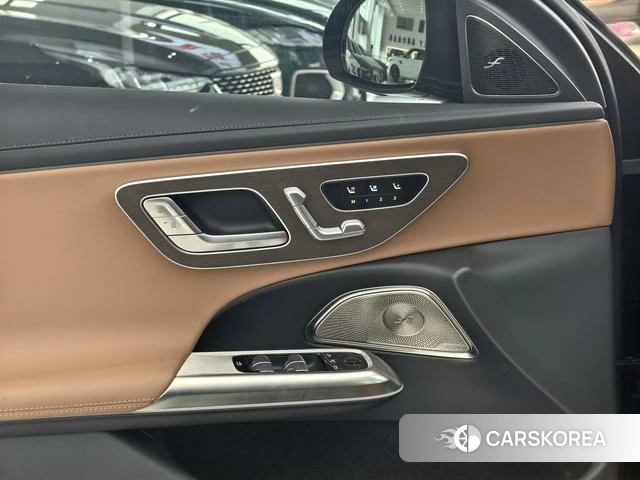 Mercedes-Benz E-class id 4313703 из Китая 9