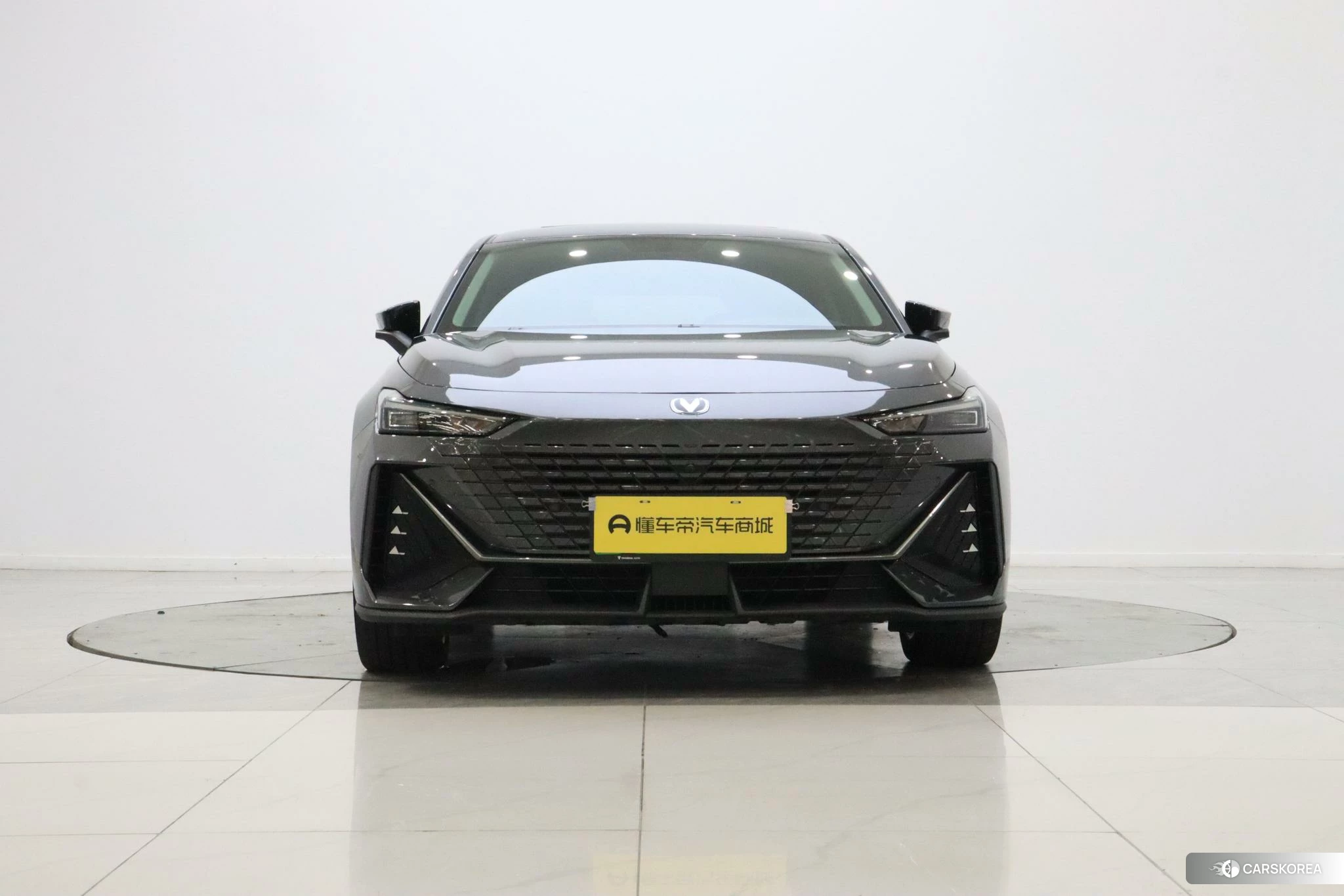 Chang'an UNI-V Smart iDD id 4493077 из Китая 9