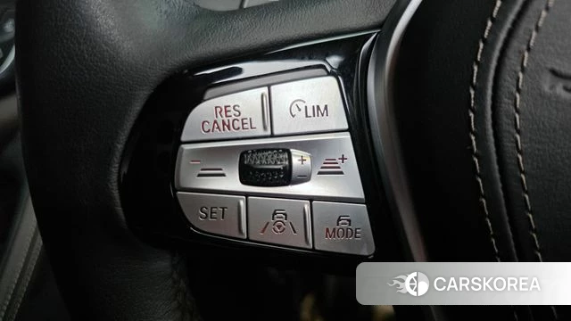 BMW 5 Series (G30) id 4768127 из Кореи 9