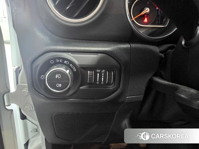 Jeep Wrangler (JL) id 4255129 из Кореи 9