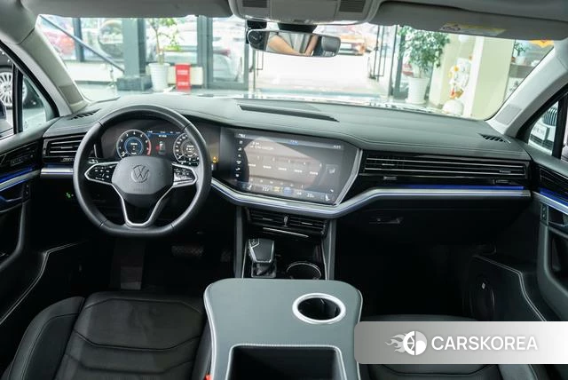 Volkswagen Touareg id 4217365 из Китая 9