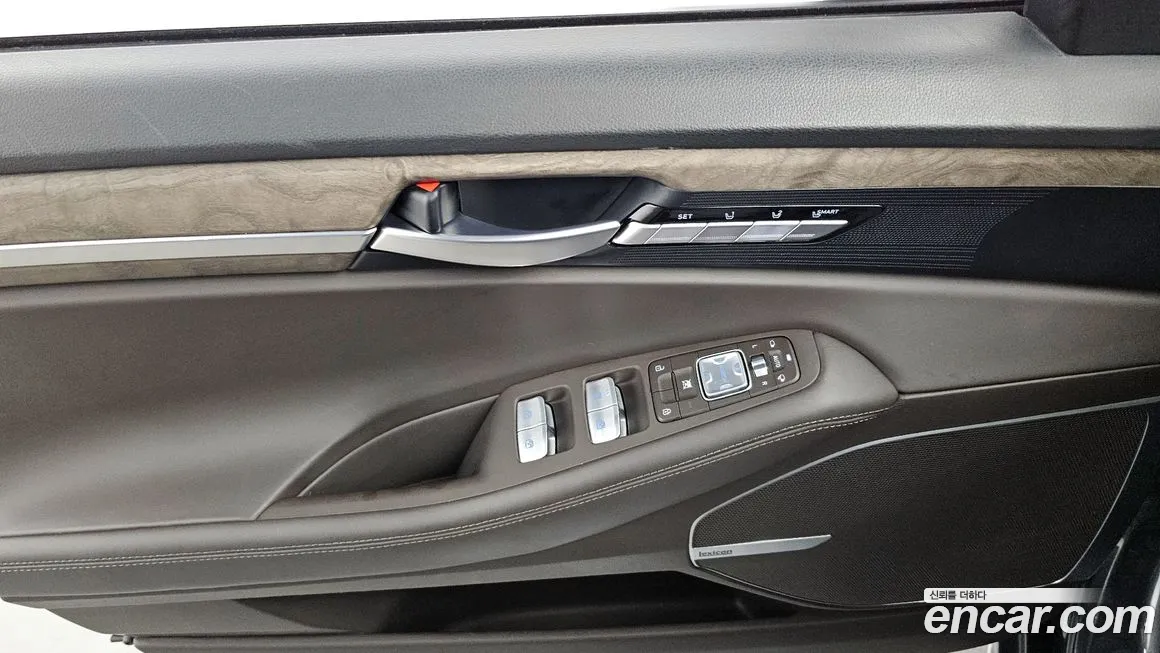 Genesis G90 id 1474373 из Кореи 9