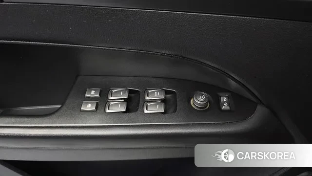 Ssangyong The New Rexton Sports Cannes id 3143173 из Кореи 9