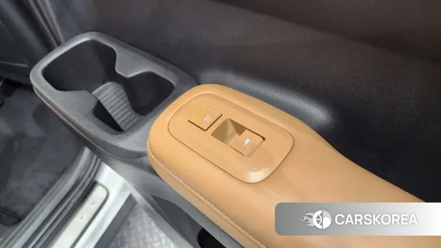 Hyundai Santa Fe (MX5) id 3147526 из Кореи 9