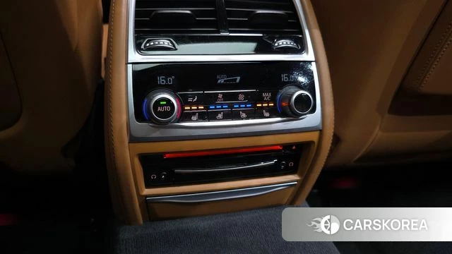BMW 7 Series (G11) id 4936664 из Кореи 9