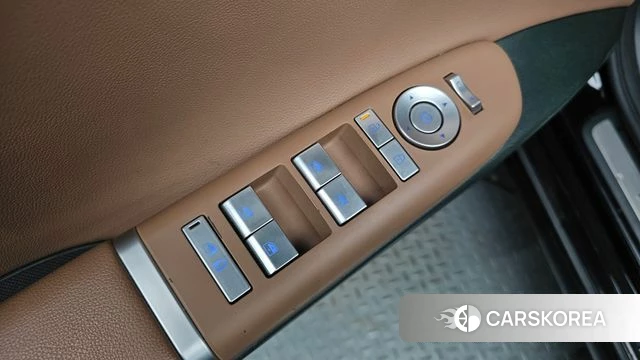 Hyundai Grandeur (GN7) id 4375332 из Кореи 9