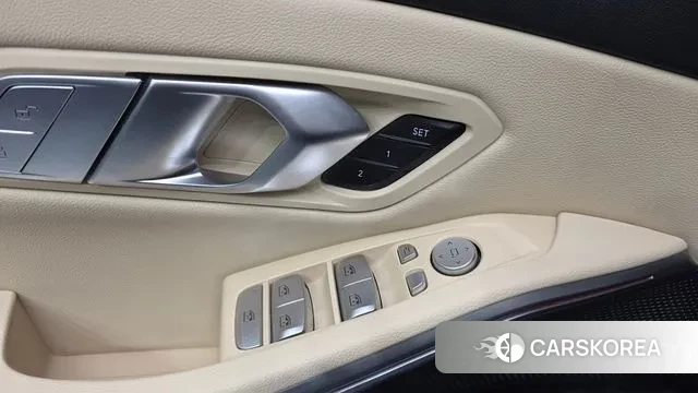 BMW 3 Series (G20) id 3378578 из Кореи 9