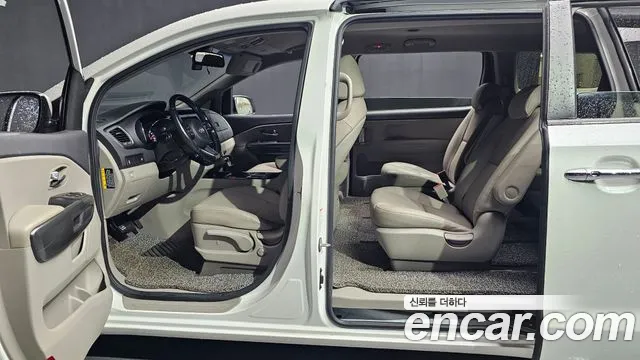 Kia The New Carnival id 2854979 из Кореи 9