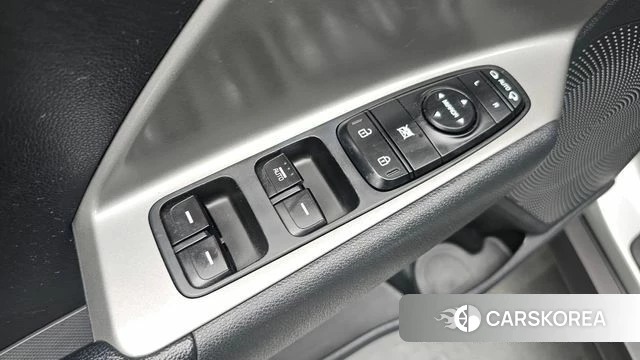 Kia Niro Plus id 4768845 из Кореи 9