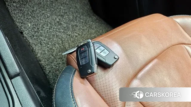 Ssangyong Rexton Sports id 3666847 из Кореи 9