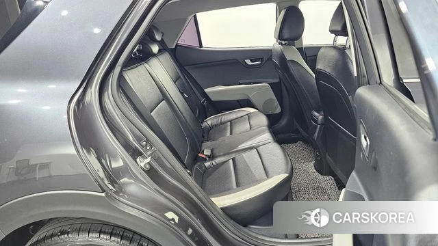 Kia Stonic id 3925153 из Кореи 9