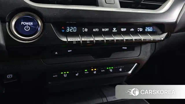 Lexus UX250h id 3534700 из Кореи 9