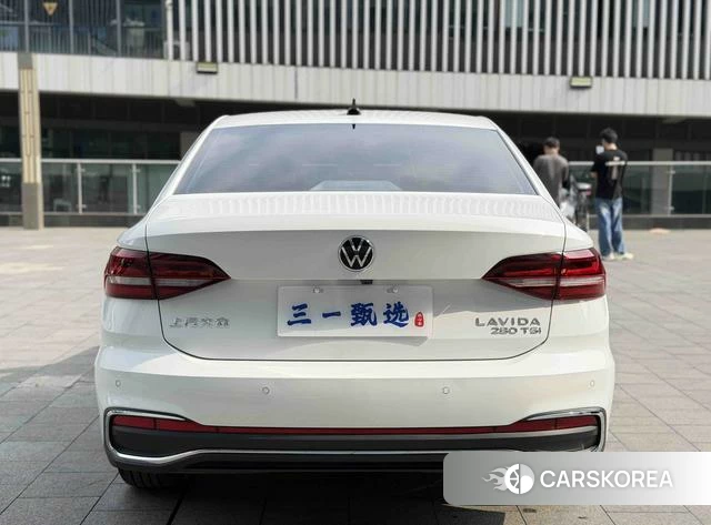 Volkswagen Lavida id 4254834 из Китая 9