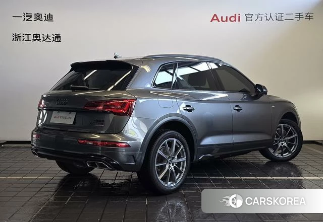 Audi Q5L id 4297842 из Китая 9