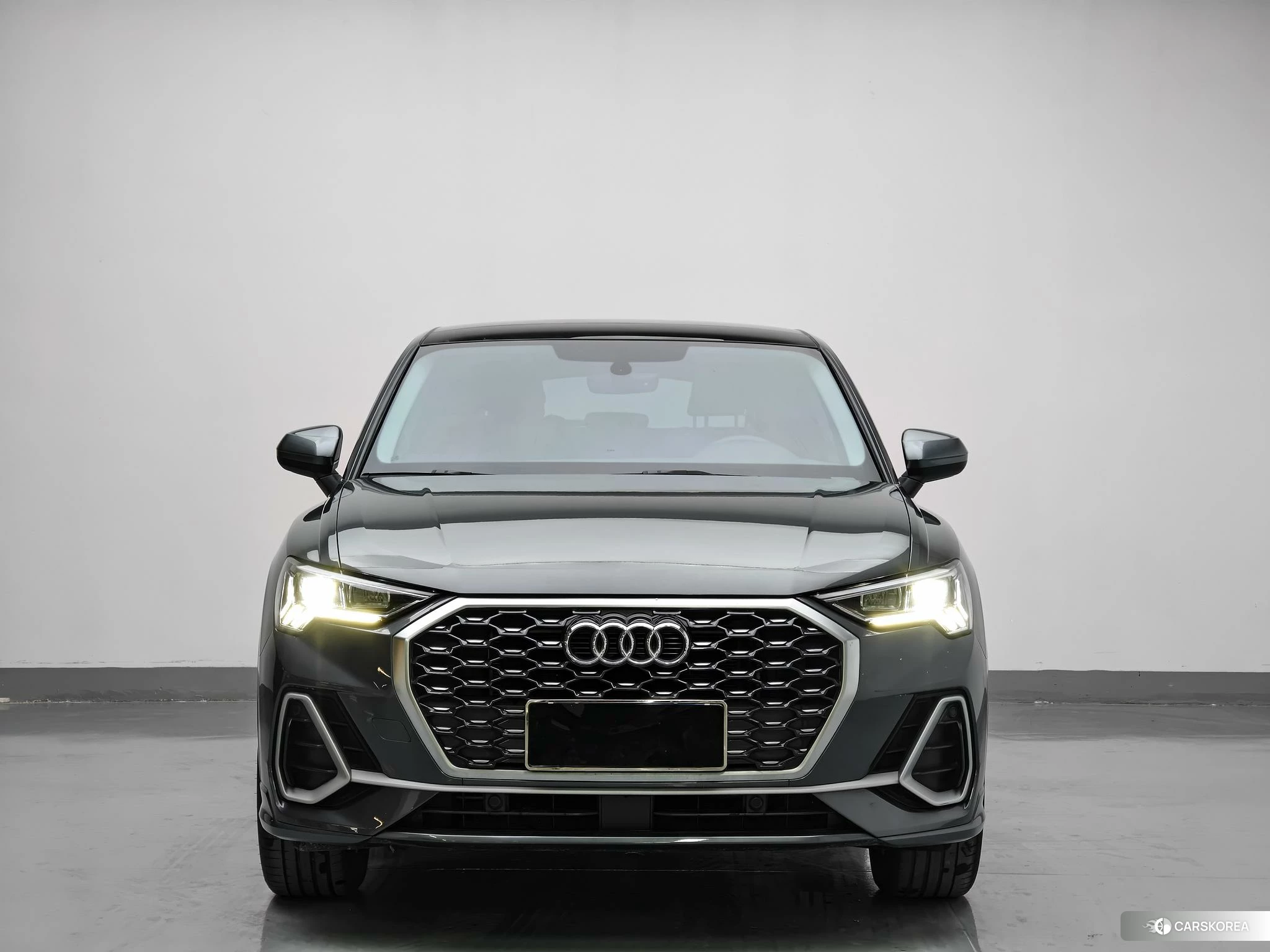 Audi Q3 Sportback id 4452033 из Китая 9