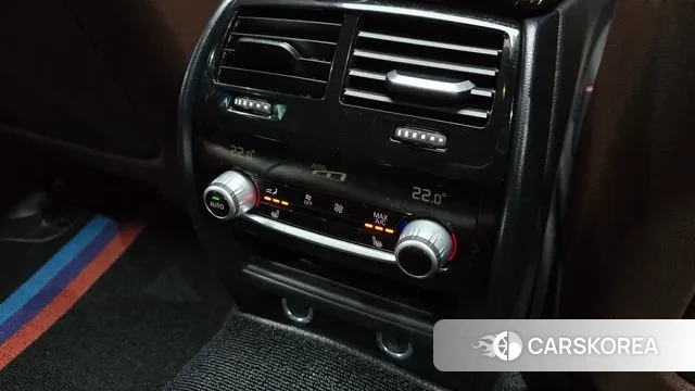 BMW 5 Series (G30) id 3588520 из Кореи 9